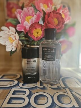 NWT Bath & Body Works Men's Graphite 3-in-1 Wash & Deodorant - Silver and Black